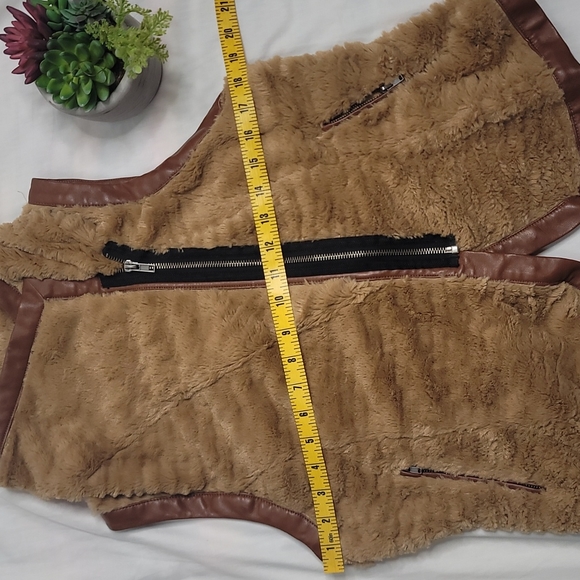 Love Tree brown vest sz Small - Picture 6 of 12